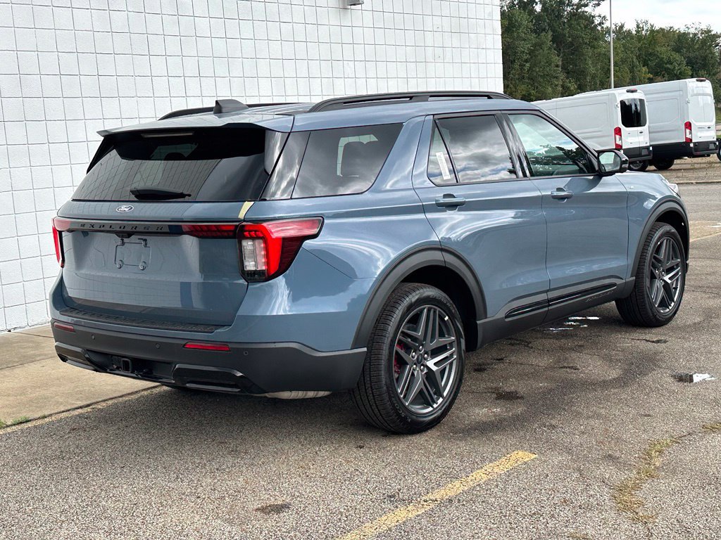 New 2027 Ford Explorer ST-Line w/ Premium Package AWD/4WD image 35