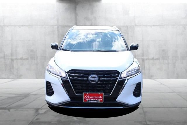 Certified 2023 Nissan Kicks SR w/ SR Premium Package FWD image 4