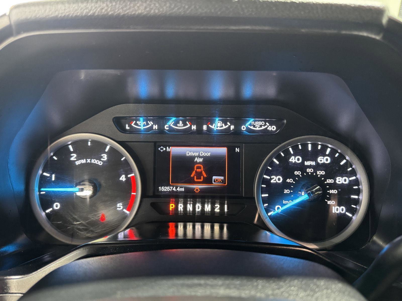 Used 2017 Ford F250 XLT AWD/4WD image 3