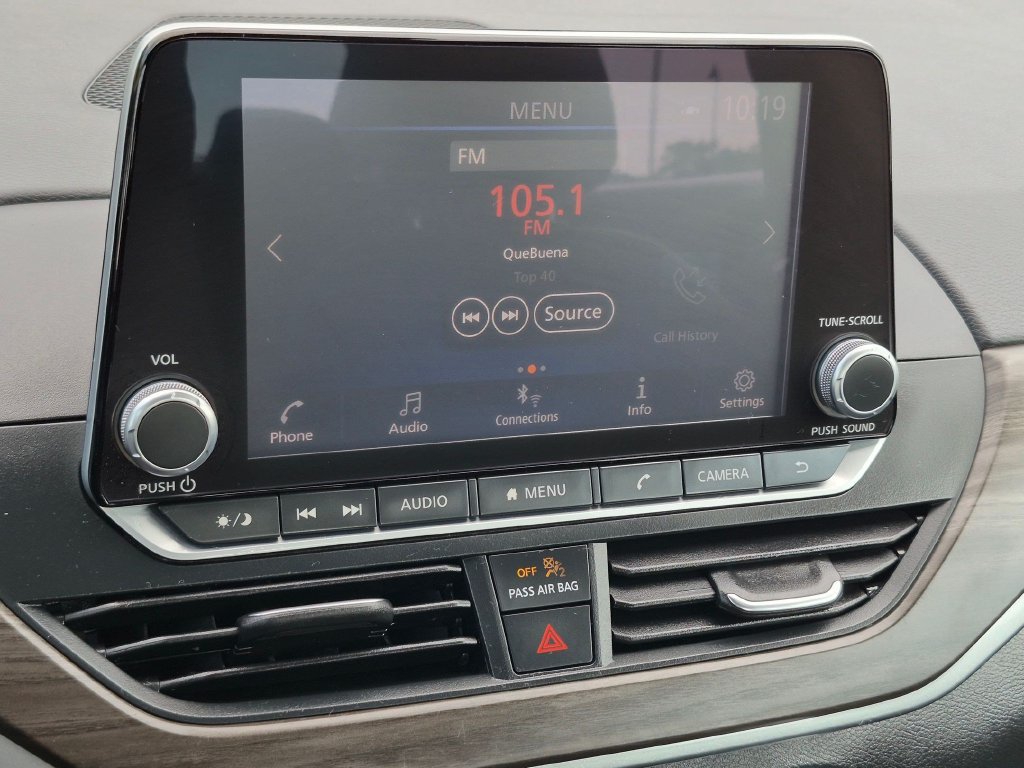 Used 2025 Nissan Altima 2.5 SV FWD image 15