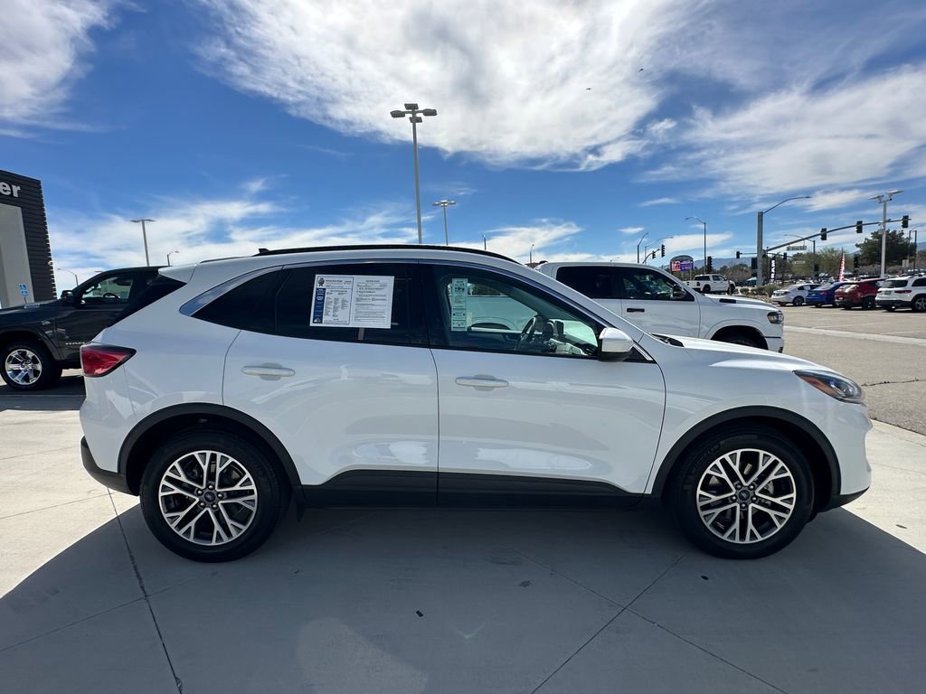 Used 2022 Ford Escape SEL image 9