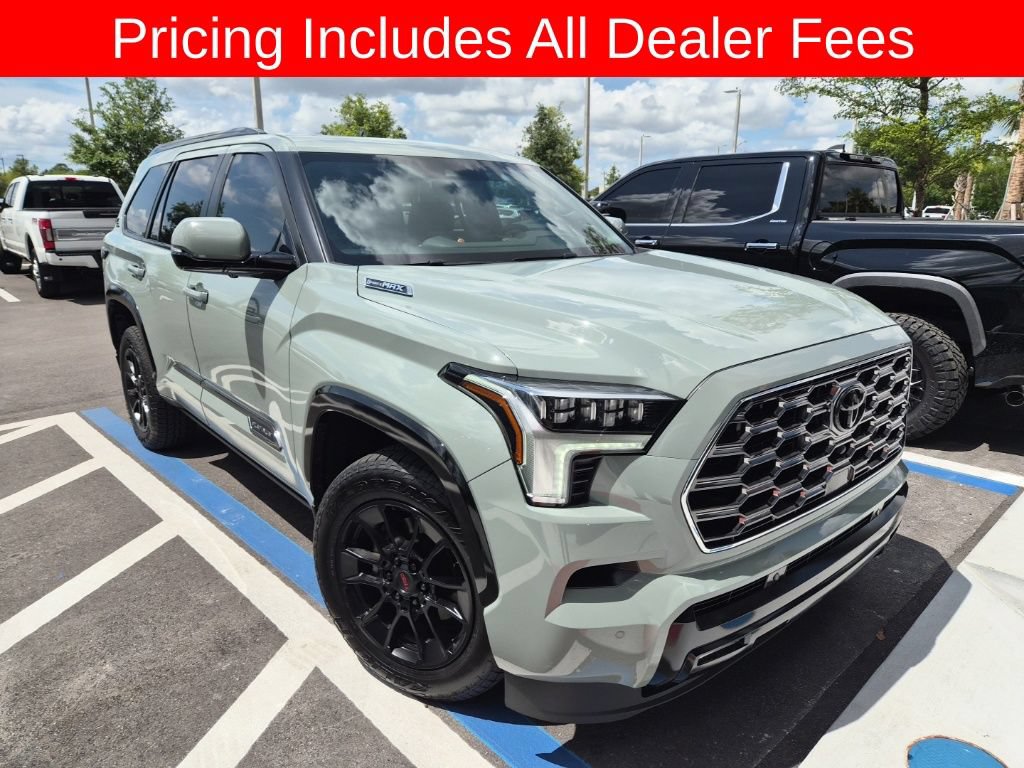 Used 2025 Toyota Sequoia Platinum AWD/4WD image 3