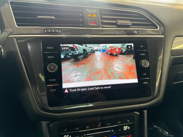 Certified 2023 Volkswagen Tiguan SE w/ Panoramic Sunroof Package FWD image 25