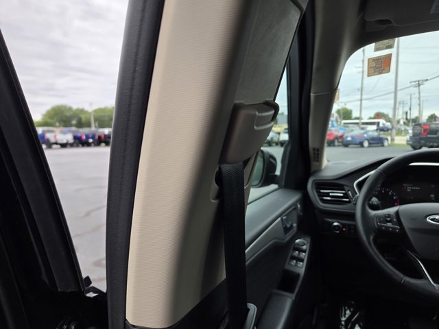 Used 2020 Ford Escape SEL AWD/4WD image 30