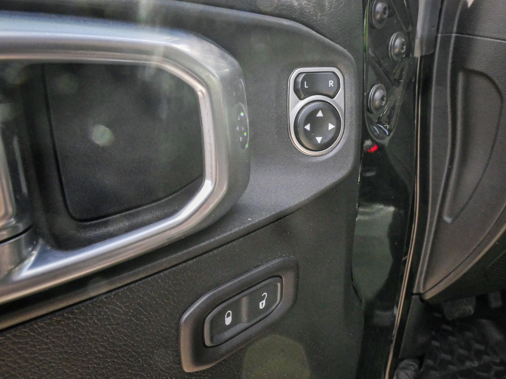 Used 2020 Jeep Gladiator Sport w/ Quick Order Package 24S image 15