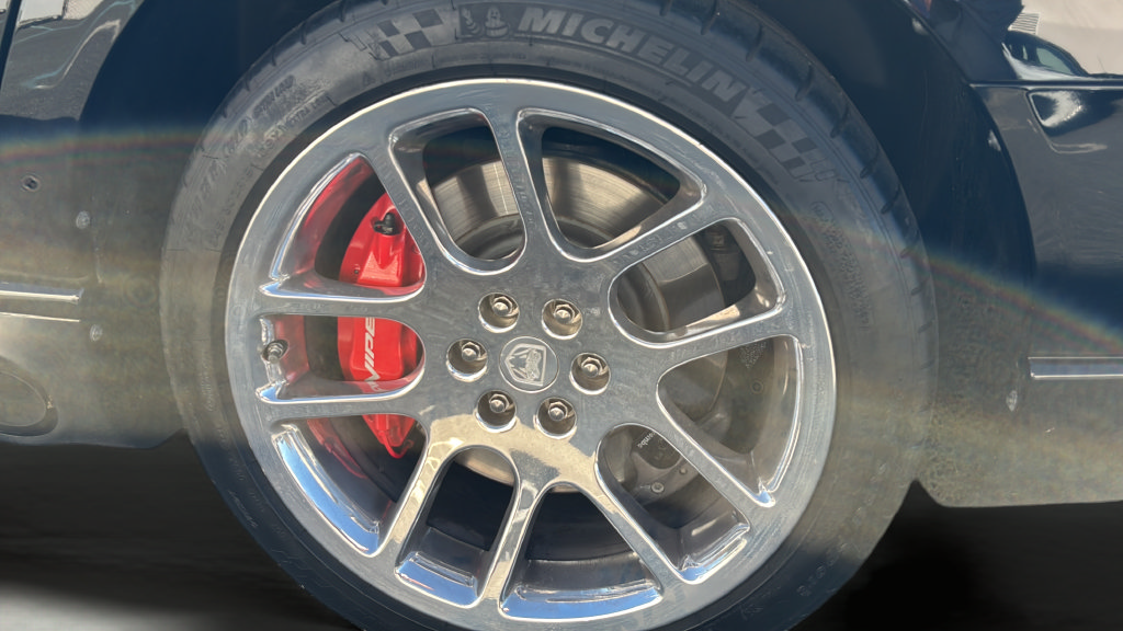 Used 2005 Dodge Viper SRT-10 RWD image 9