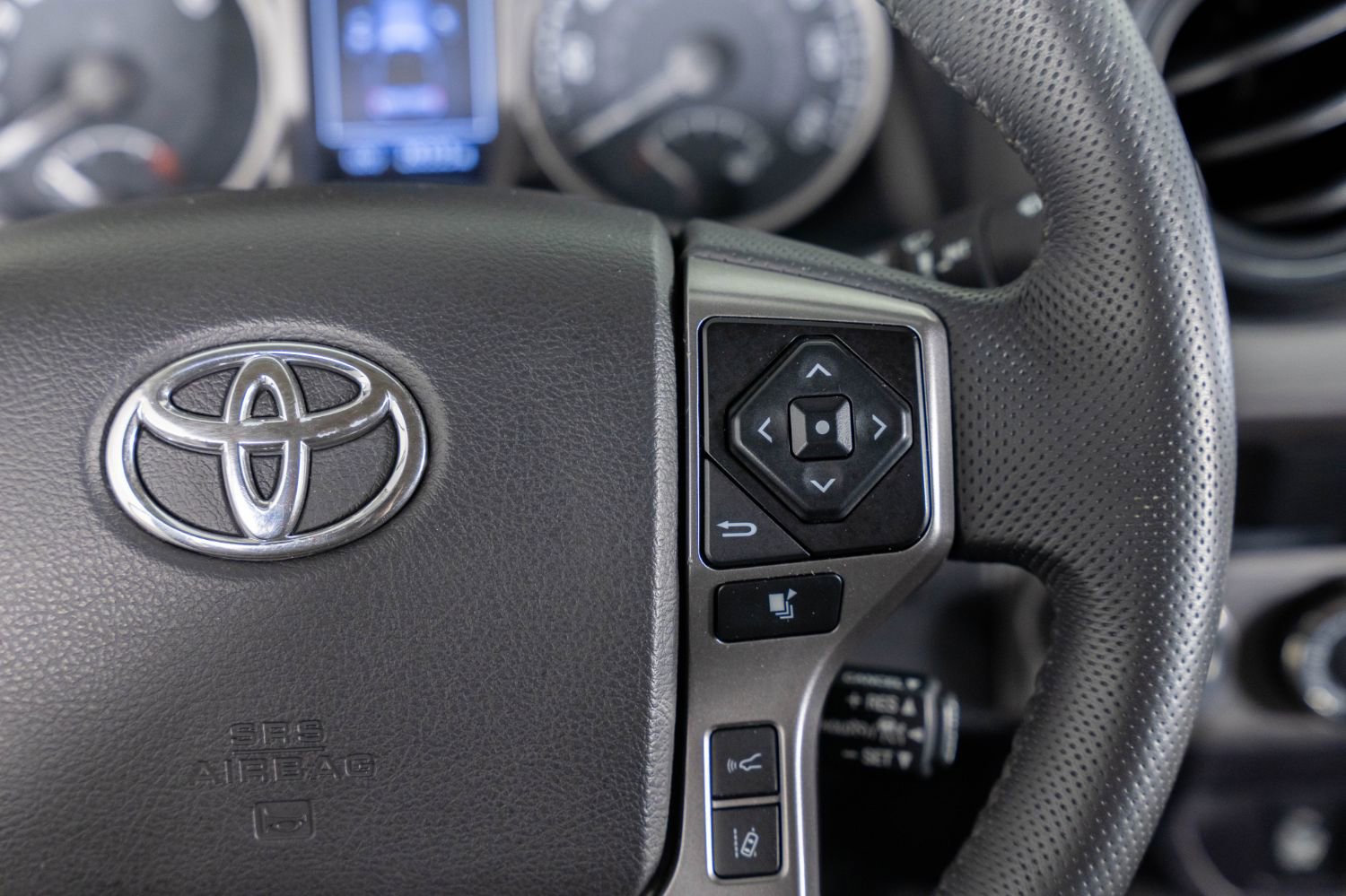 Used 2023 Toyota Tacoma SR5 image 31