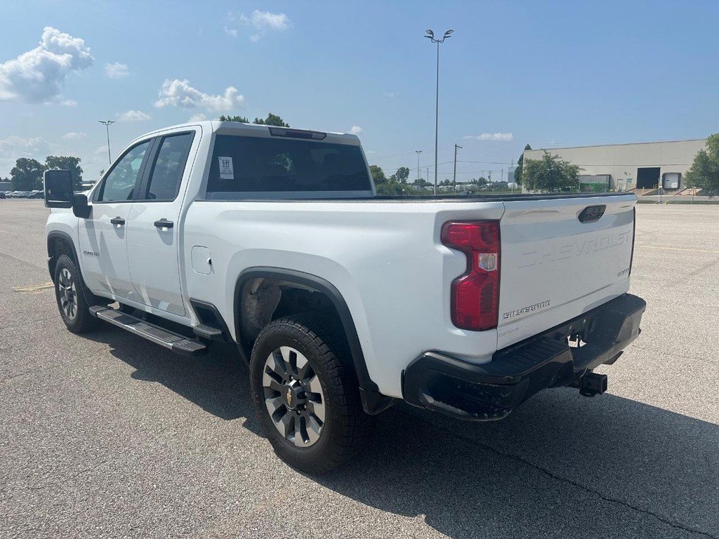 Used 2024 Chevrolet Silverado 2500 Custom w/ Custom Convenience Package AWD/4WD image 10