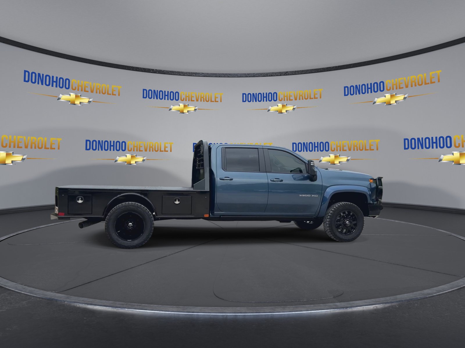 New 2026 Chevrolet Silverado 3500 LT w/ Convenience Package AWD/4WD image 9