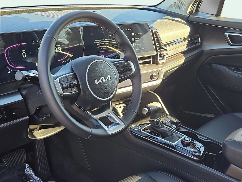 Certified 2025 Kia Sportage EX w/ Premium Package image 18