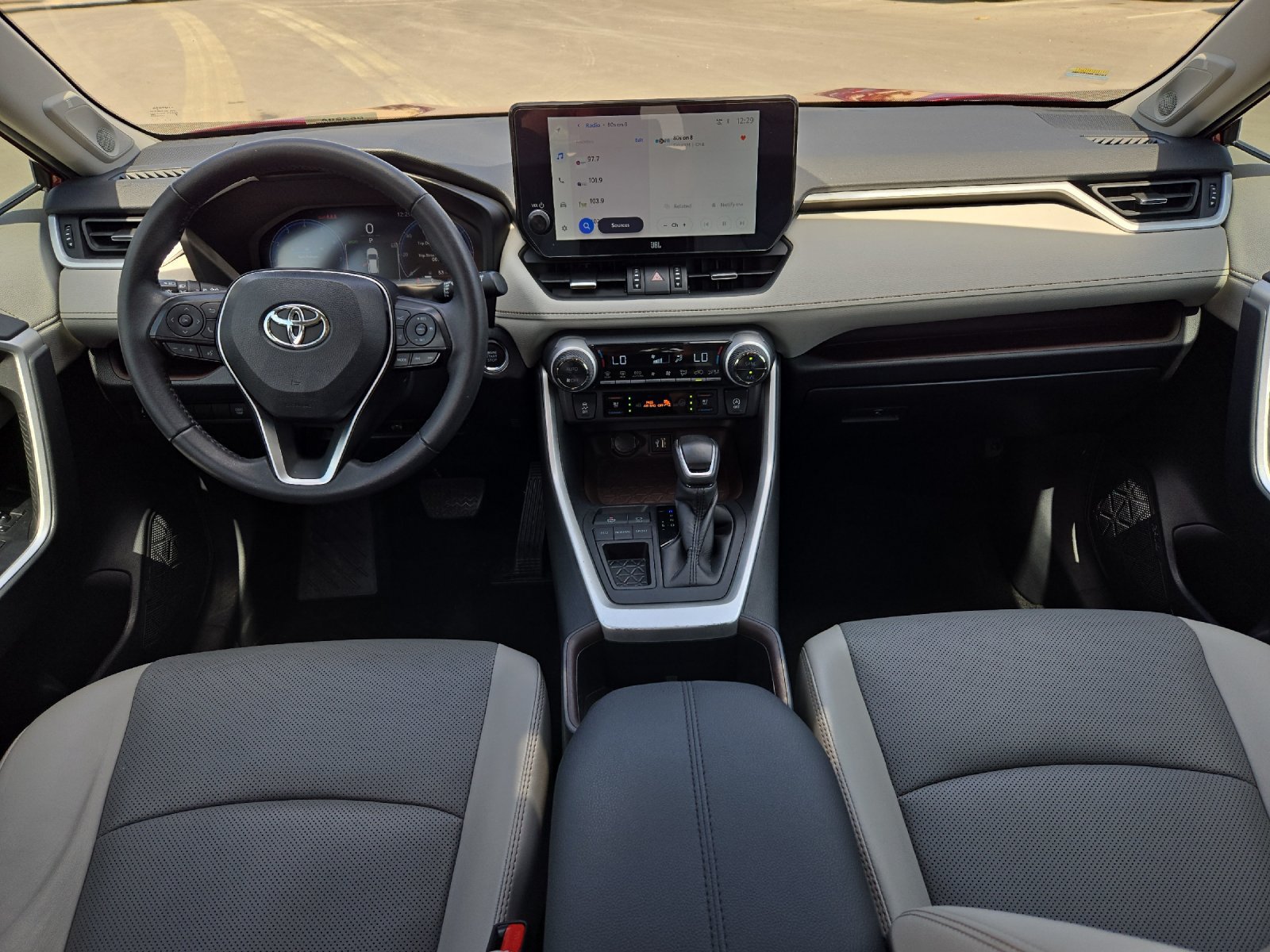 Used 2024 Toyota RAV4 Limited FWD image 12