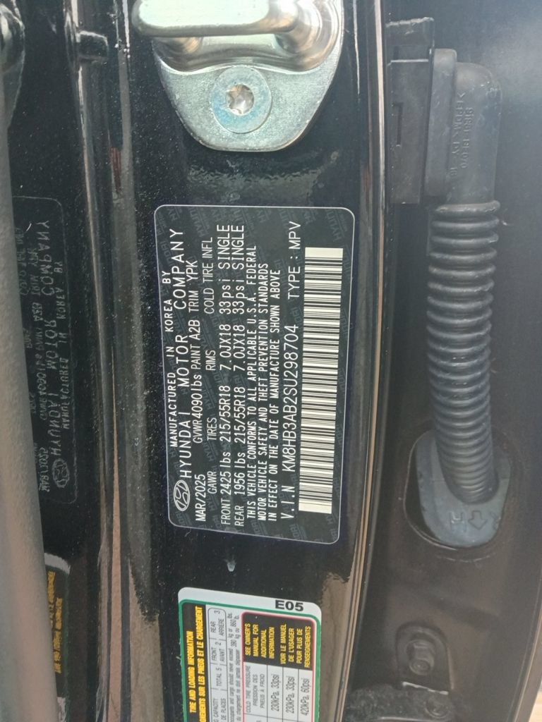 Used 2025 Hyundai Kona SEL FWD image 3