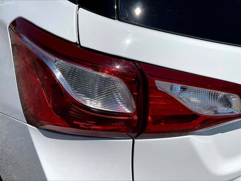Used 2021 Chevrolet Equinox LT FWD image 26