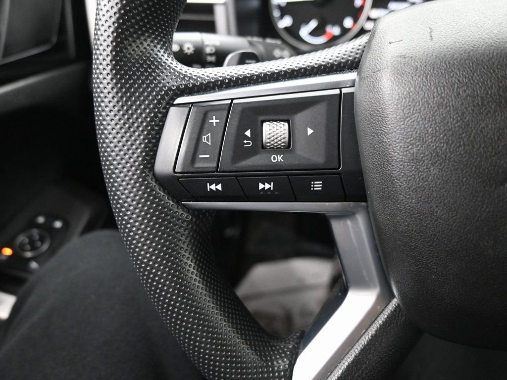 Used 2025 Mitsubishi Outlander ES image 21