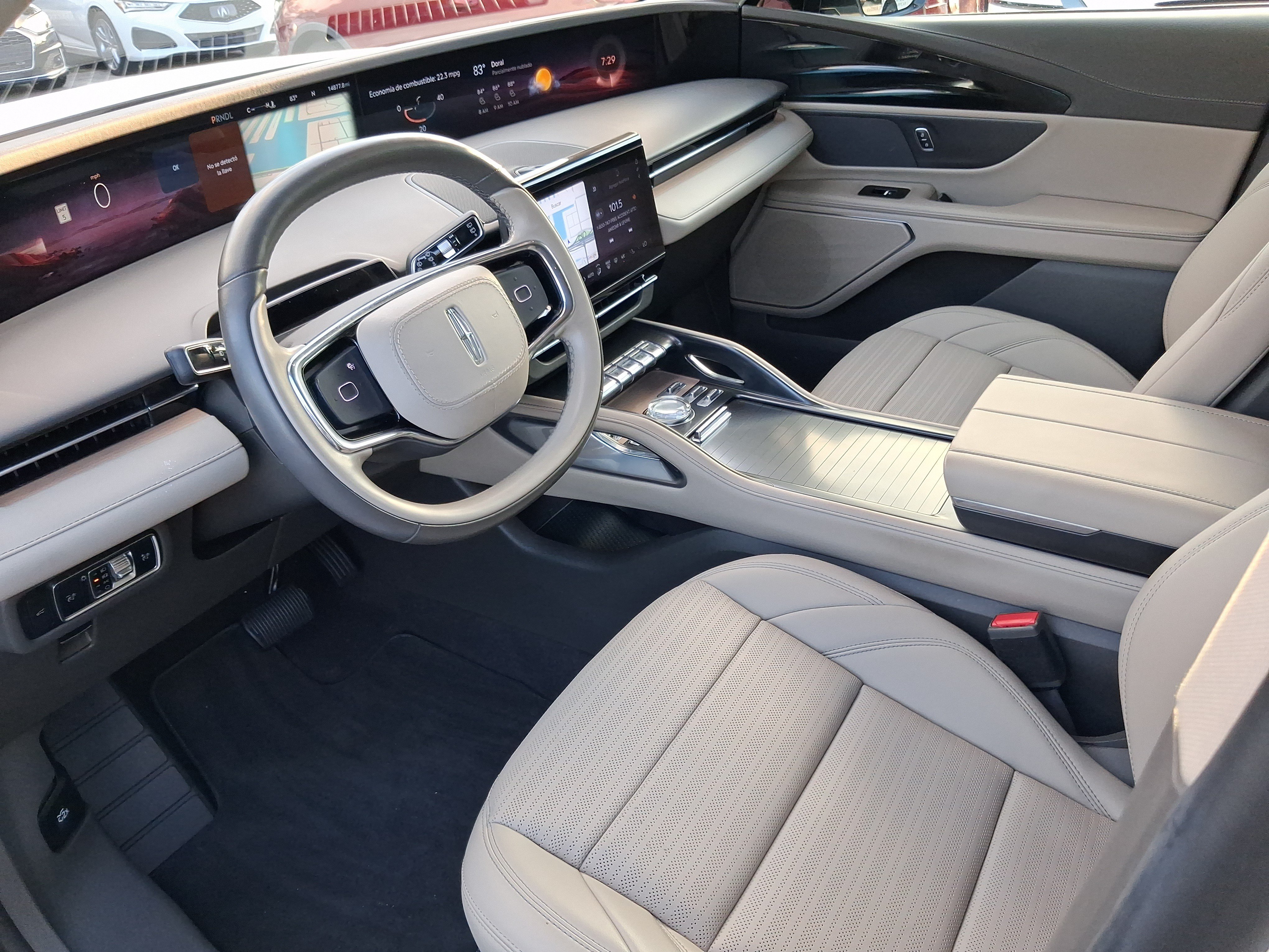 Used 2024 Lincoln Nautilus Reserve AWD/4WD image 11