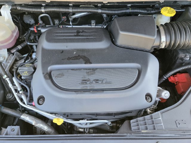 Certified 2023 Chrysler Voyager LX FWD image 32