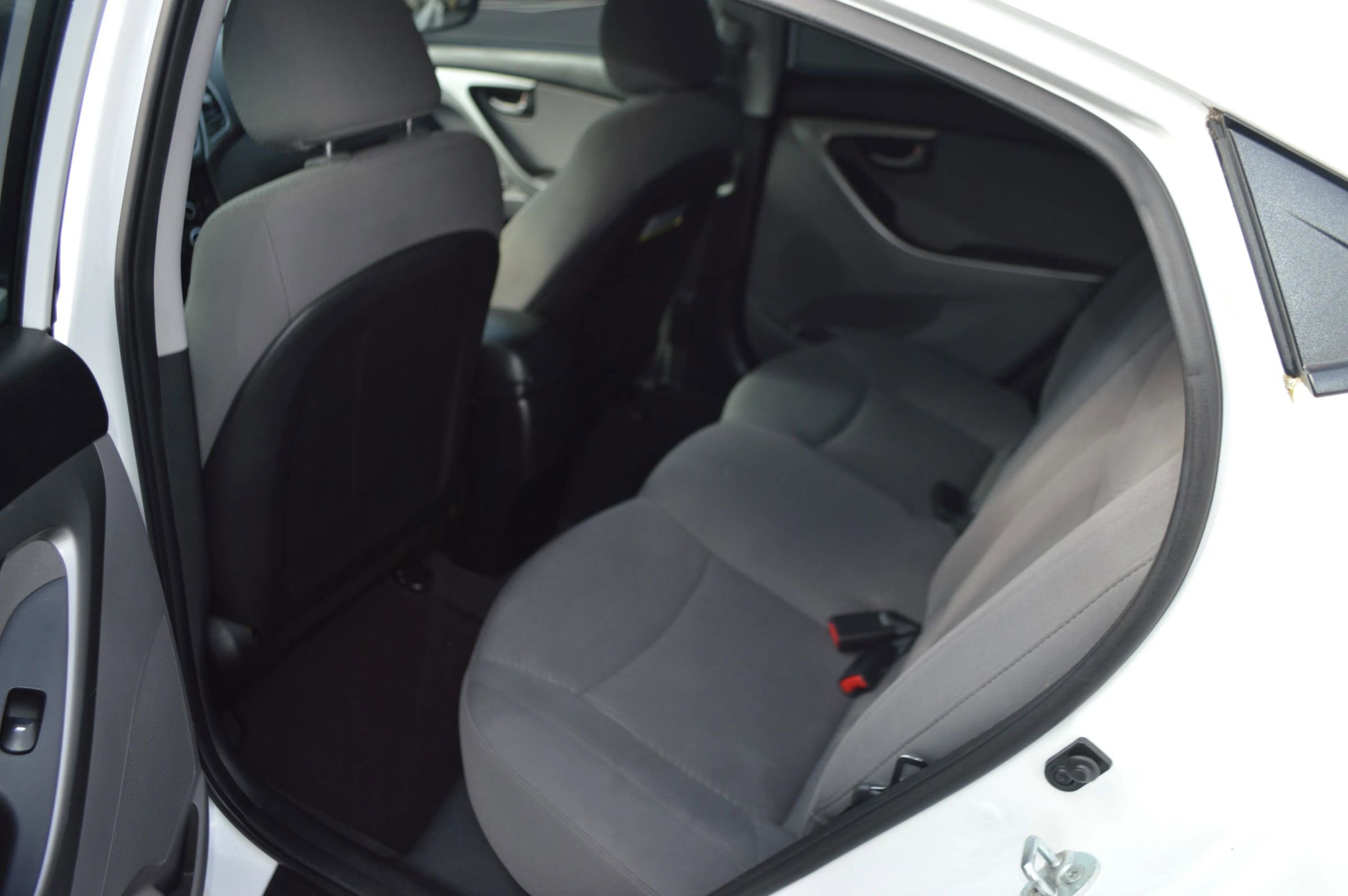 Used 2014 Hyundai Elantra SE w/ Option Group 02 image 24