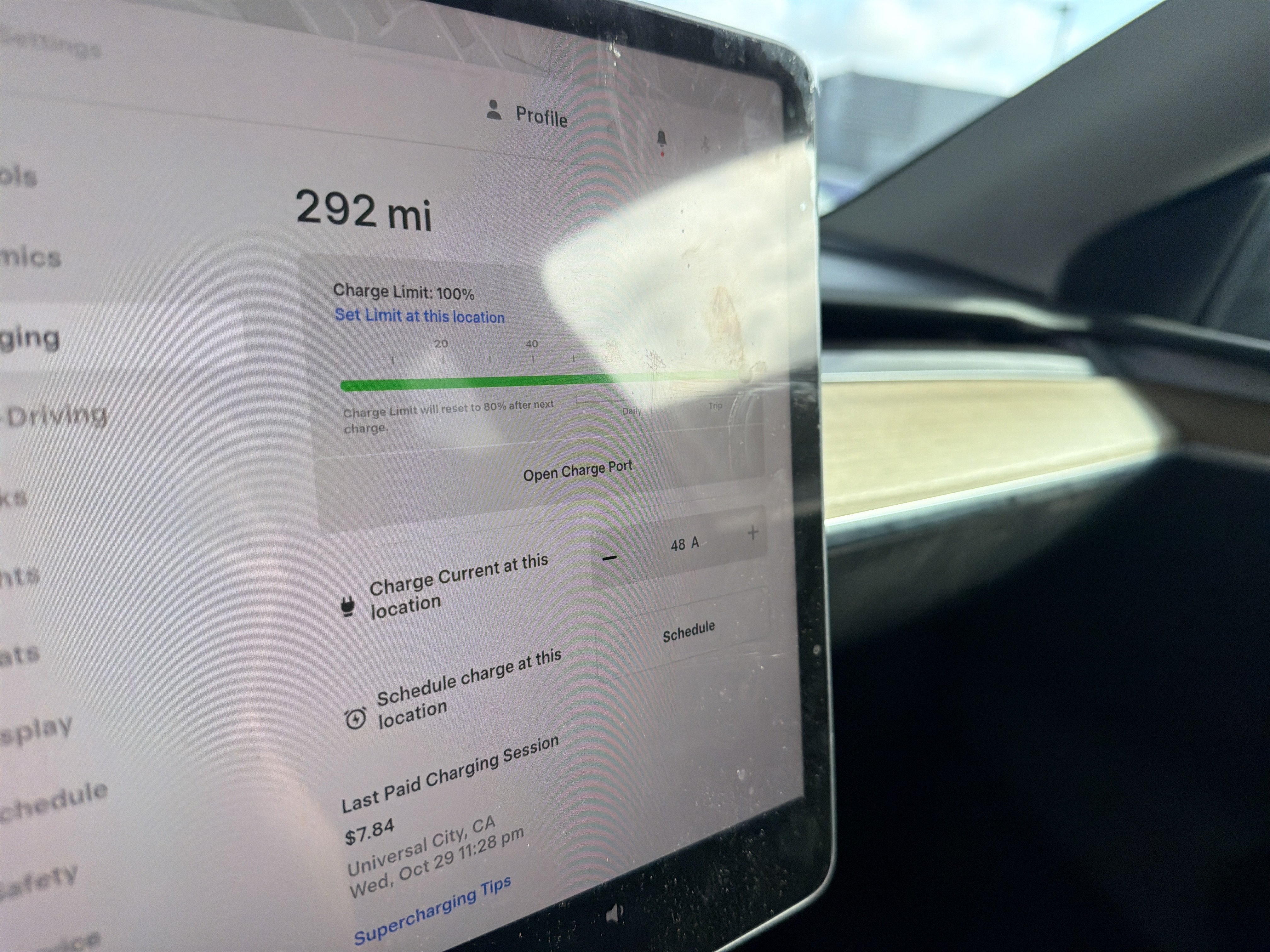 Used 2022 Tesla Model Y Long Range AWD/4WD image 1