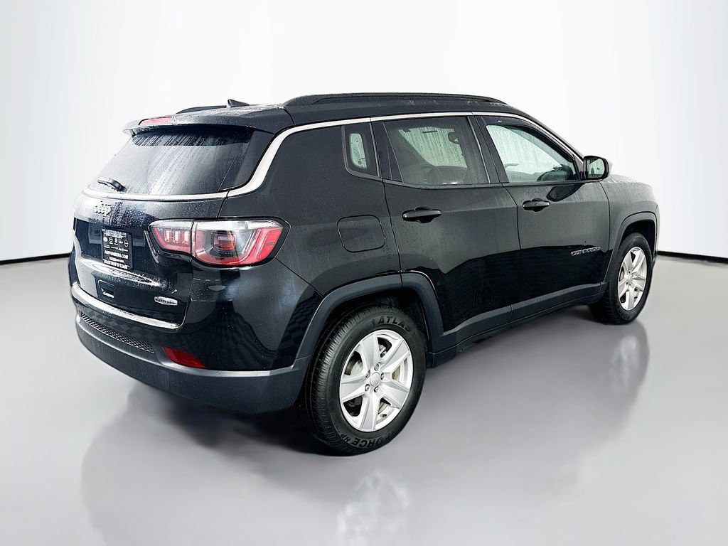 Used 2022 Jeep Compass Latitude image 7