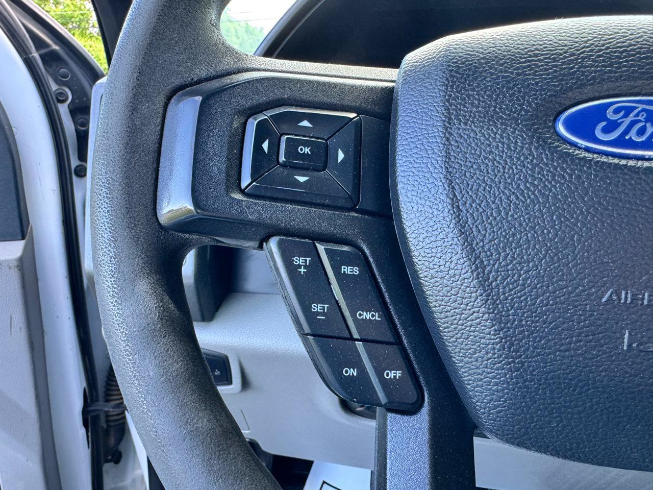 Used 2019 Ford F550 2WD Regular Cab Super Duty image 26