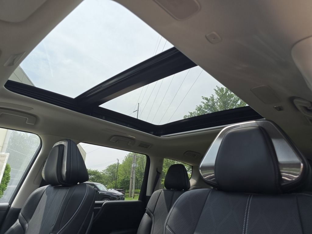 New 2025 INFINITI QX80 Sensory image 3