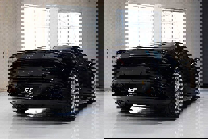 Used 2015 Lamborghini Huracan LP 610-4 image 9