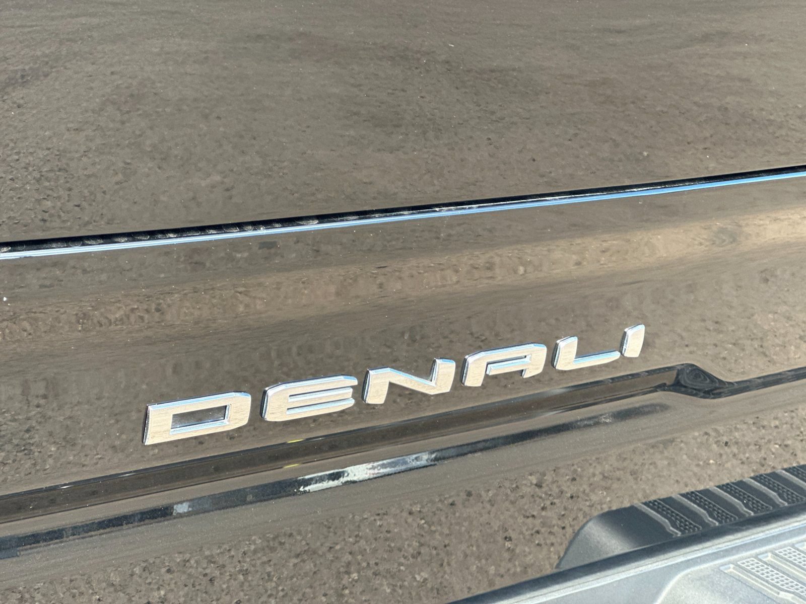 Used 2021 GMC Sierra 1500 Denali w/ Denali Ultimate Package AWD/4WD image 26