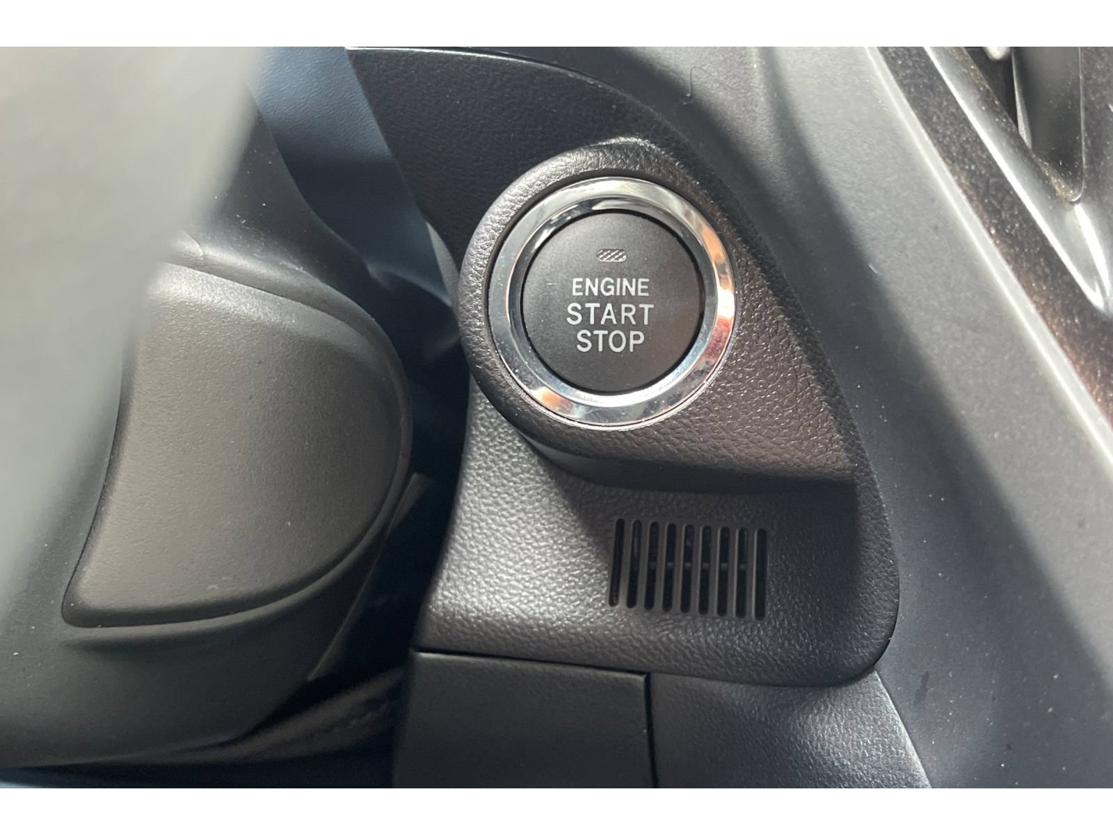 Certified 2026 Subaru Forester Premium AWD/4WD image 31
