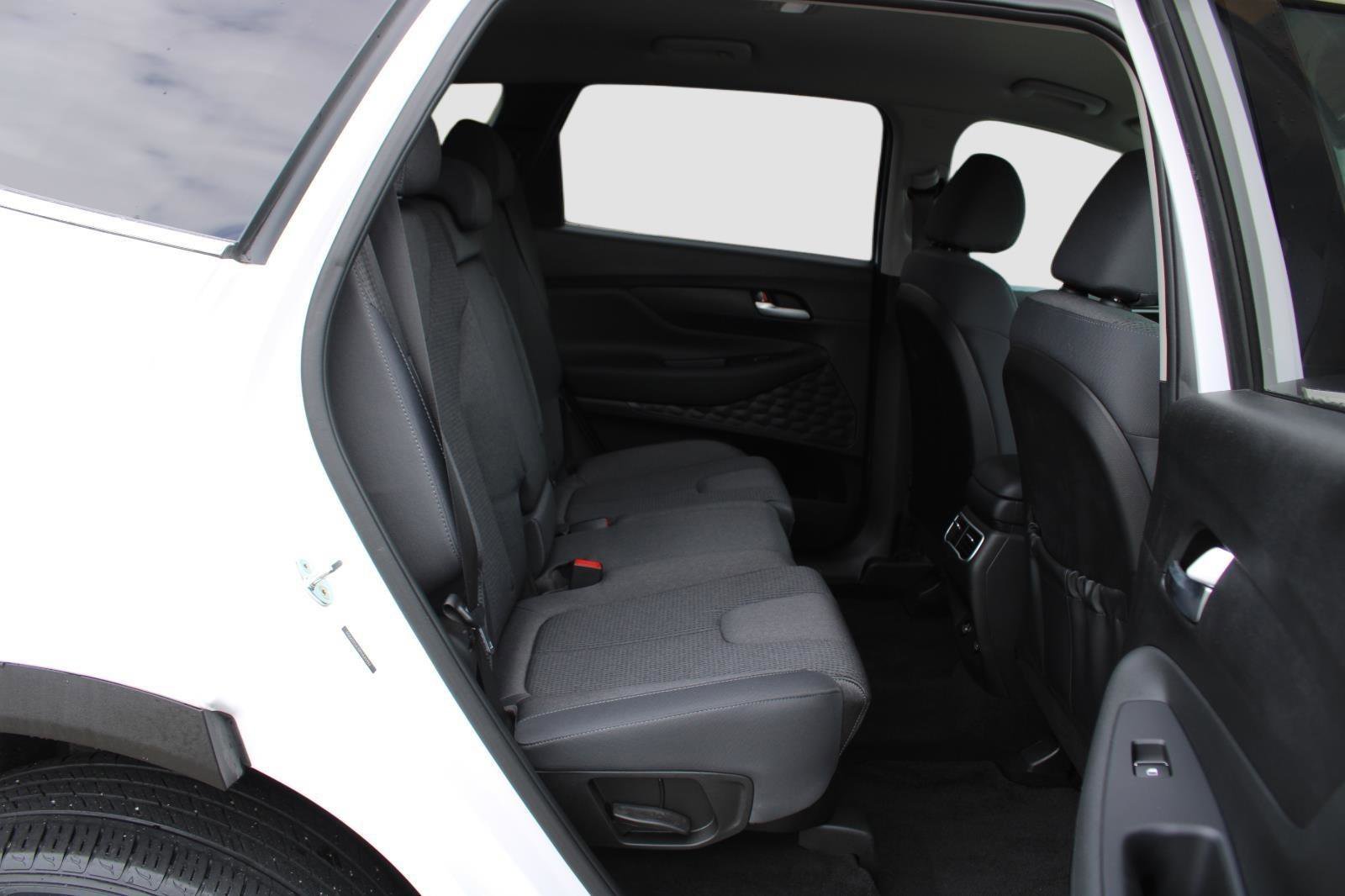 Used 2023 Hyundai Santa Fe SEL image 35