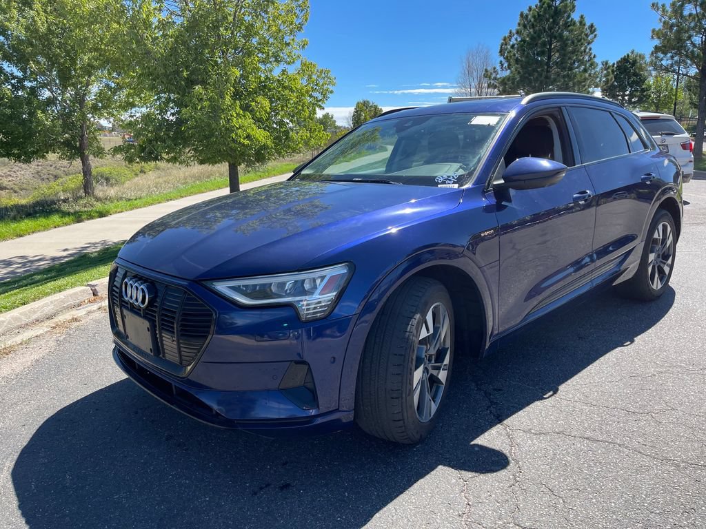 Used 2021 Audi e-tron Premium w/ Convenience Plus Package AWD/4WD image 2