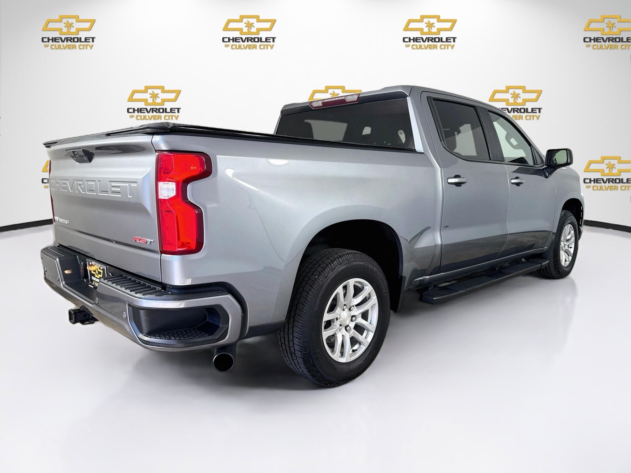 Used 2021 Chevrolet Silverado 1500 RST w/ Safety Package RWD image 8