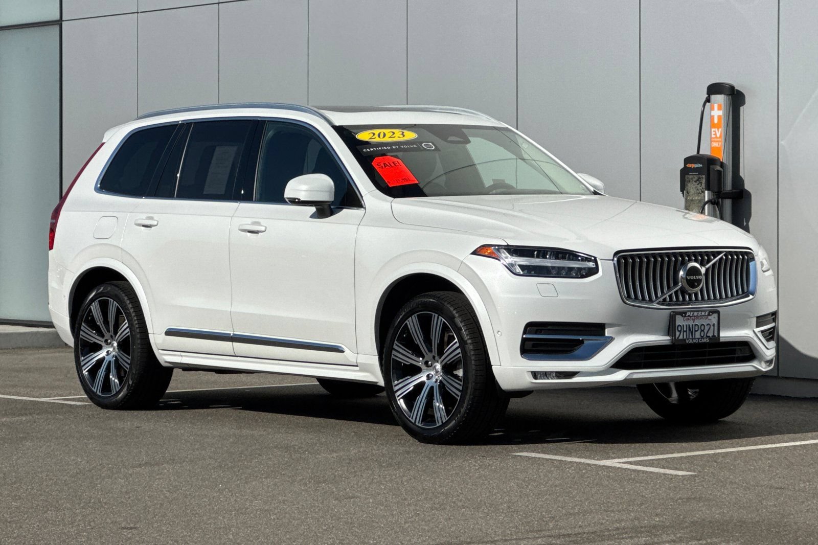 Used 2023 Volvo XC90 B6 Ultimate w/ Protection Package Premier AWD/4WD image 7