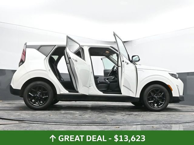 Used 2023 Kia Soul LX w/ Option Group 015 image 73