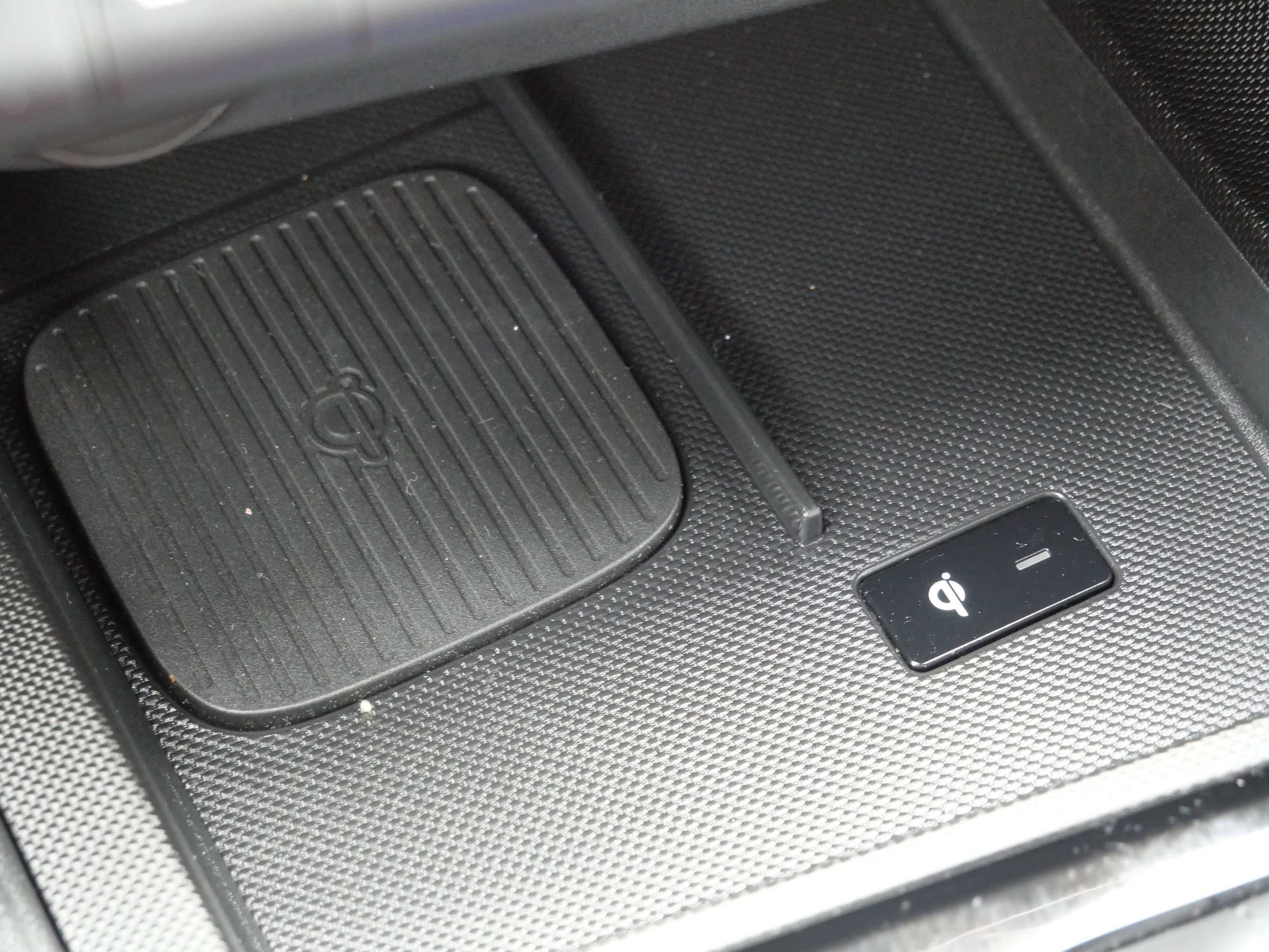 Certified 2025 Hyundai Elantra Sport image 30