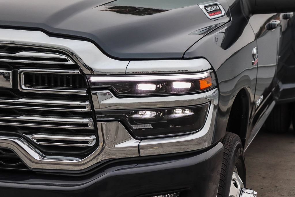 New 2026 RAM 3500 Laramie AWD/4WD image 5