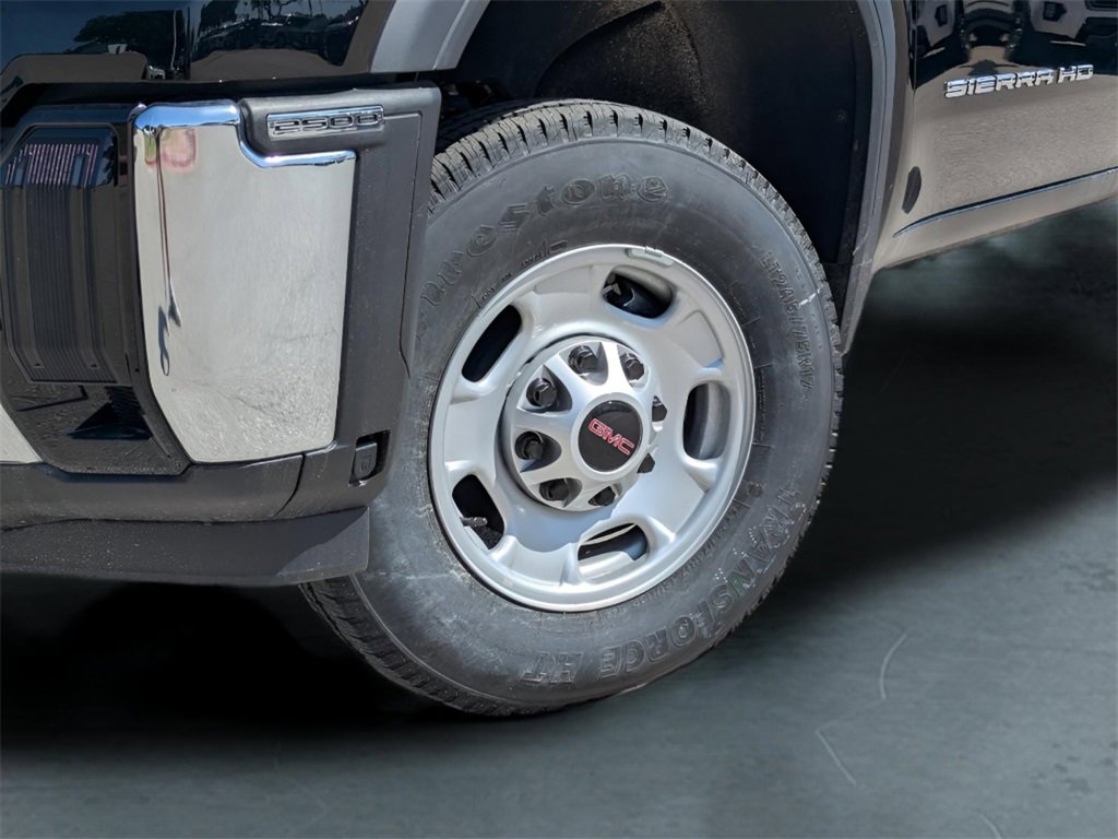 New 2025 GMC Sierra 2500 Pro image 2