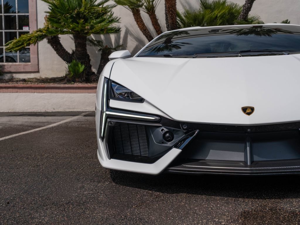 Used 2025 Lamborghini Revuelto AWD/4WD image 27