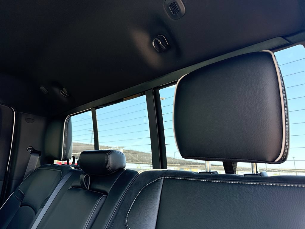 New 2026 RAM 2500 Laramie w/ Night Edition AWD/4WD image 25