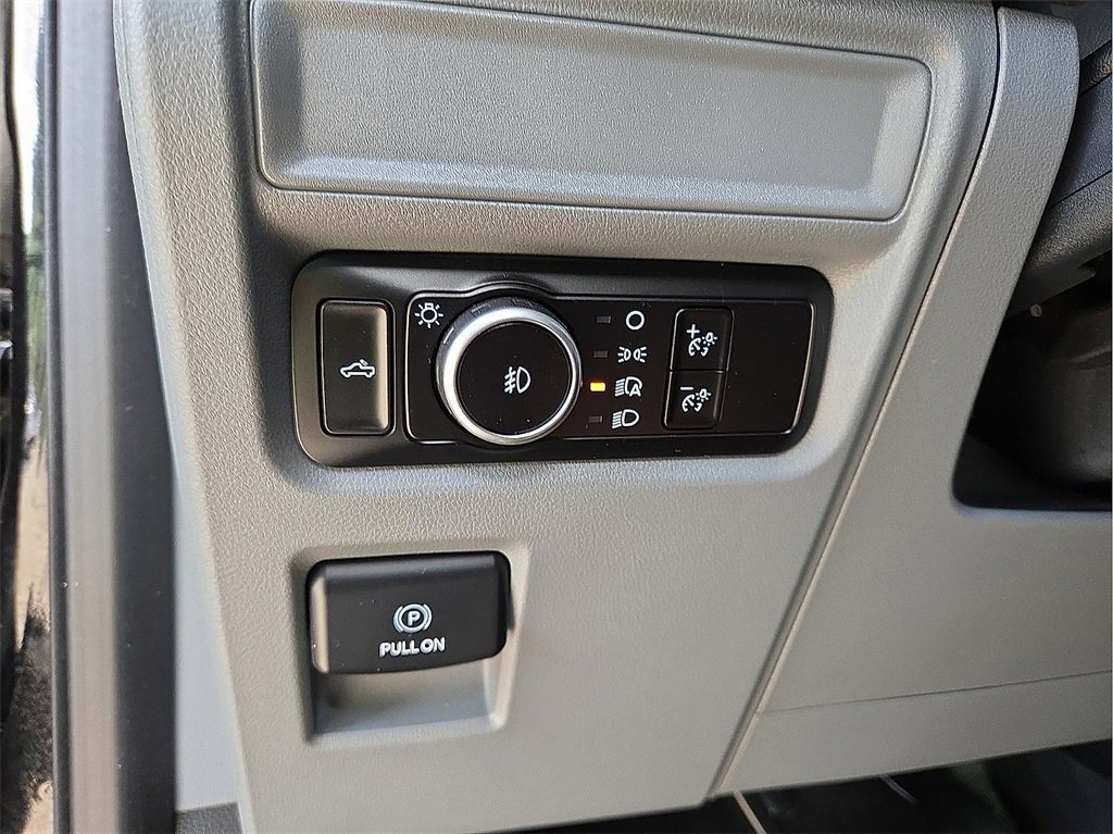 Used 2024 Ford F150 XLT w/ FX4 Off-Road Package image 15