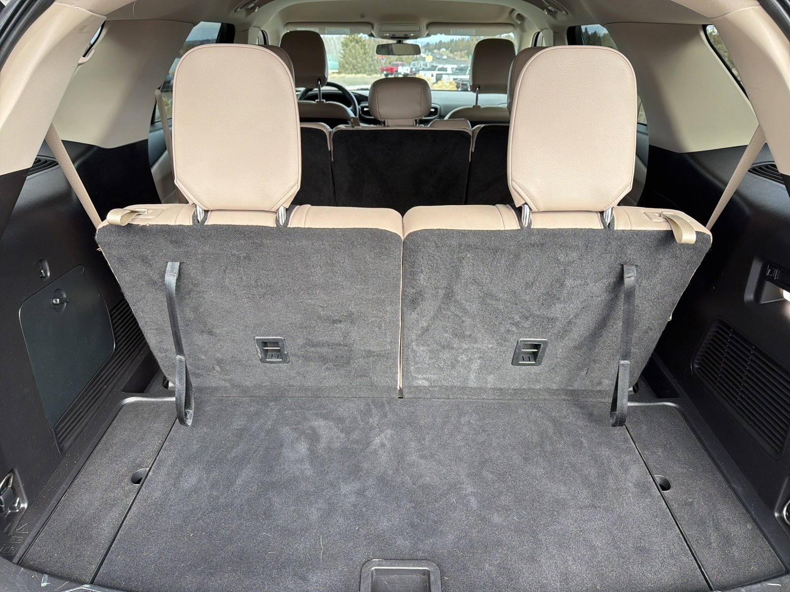 Used 2020 Ford Explorer XLT w/ Equipment Group 202A image 18