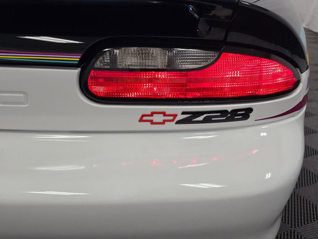 Used 1993 Chevrolet Camaro Z28 image 34
