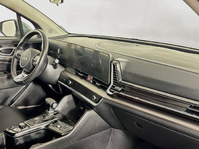 Used 2024 Kia Sportage EX FWD image 27