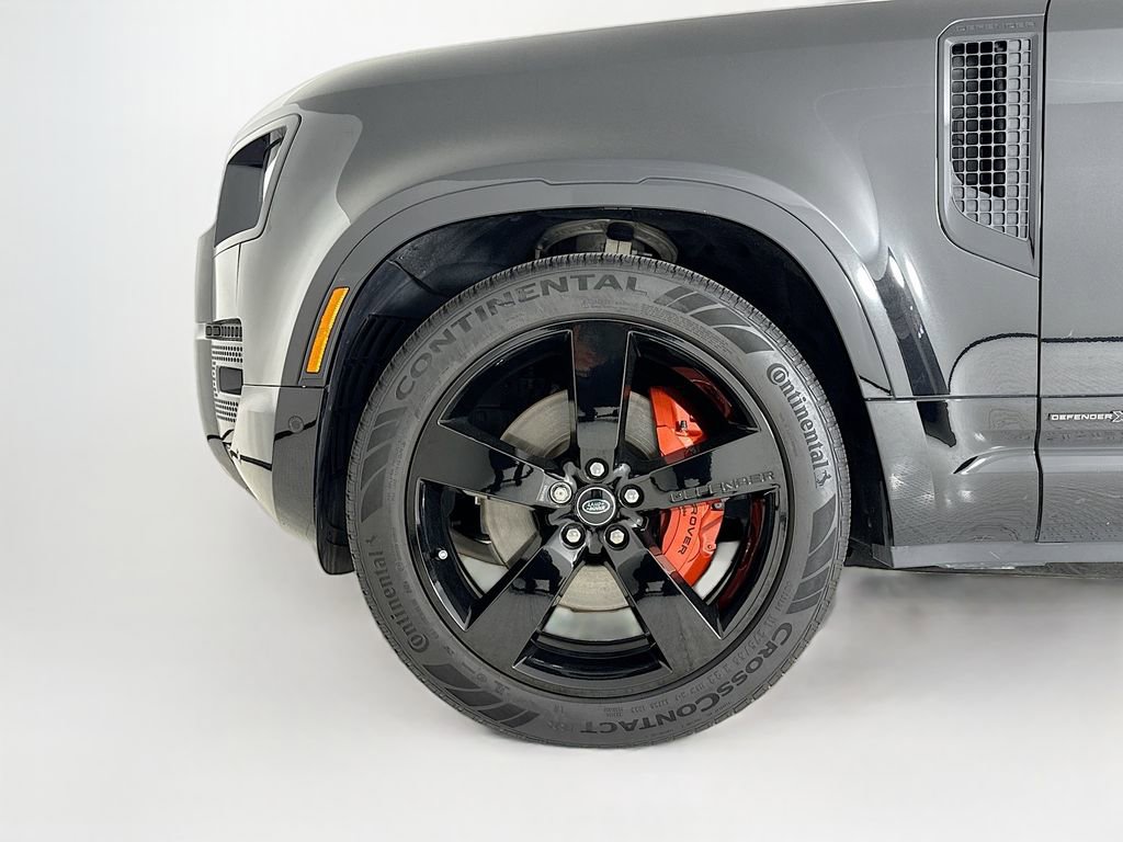 Used 2024 Land Rover Defender 110 X image 27