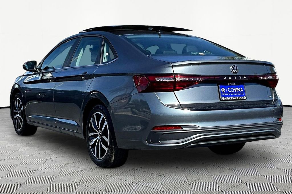 New 2026 Volkswagen Jetta SE image 4