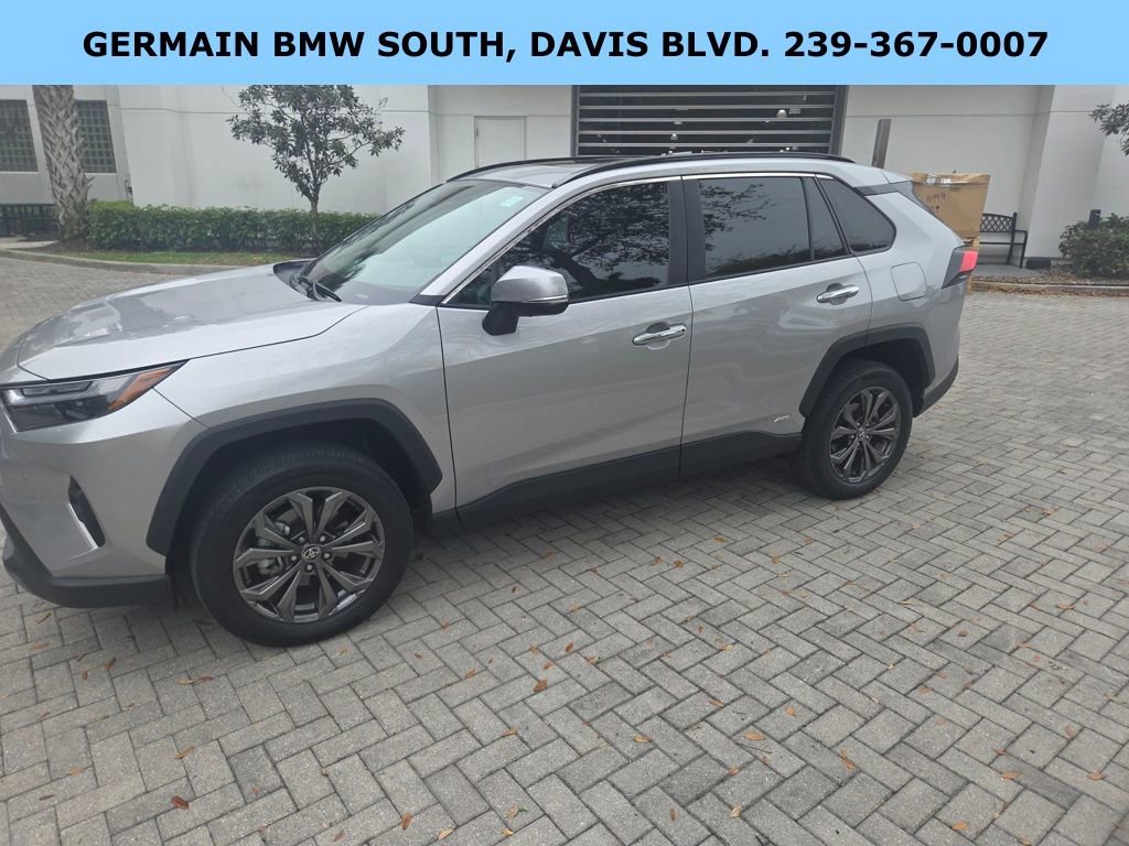 Used 2023 Toyota RAV4 Limited image 5