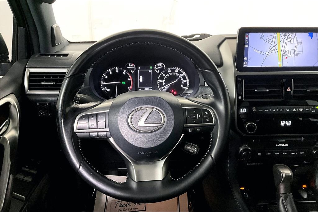 Used 2022 Lexus GX 460 image 5
