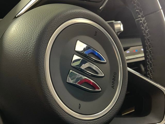 Used 2025 Buick Enclave Avenir w/ Super Cruise Package image 45