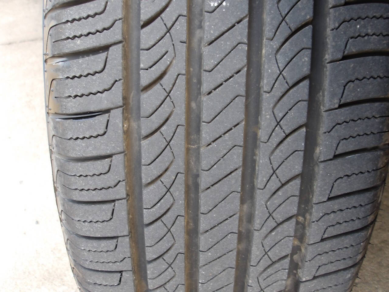 Used 2009 Dodge Caliber SXT FWD image 38