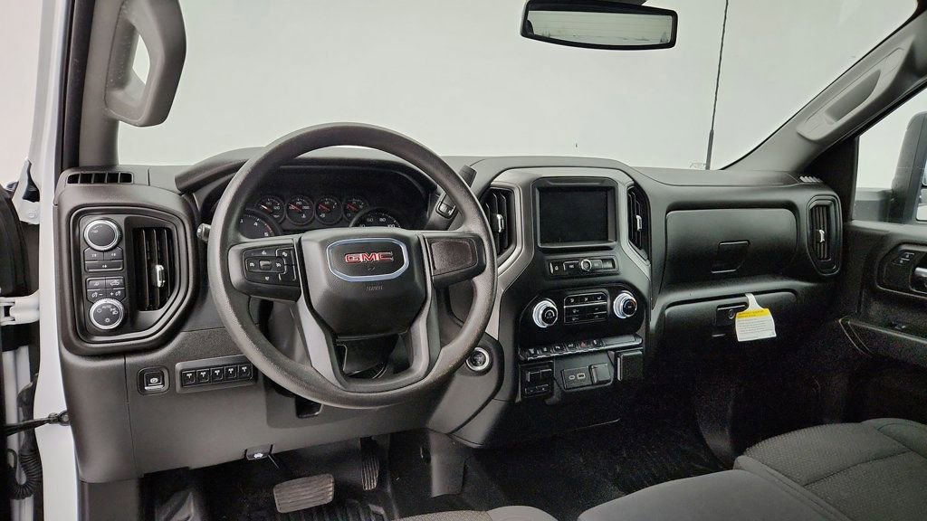 Used 2024 GMC Sierra 3500 Pro image 16