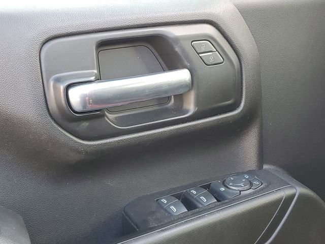 Used 2020 Chevrolet Silverado 1500 Custom w/ Custom Value Package image 21